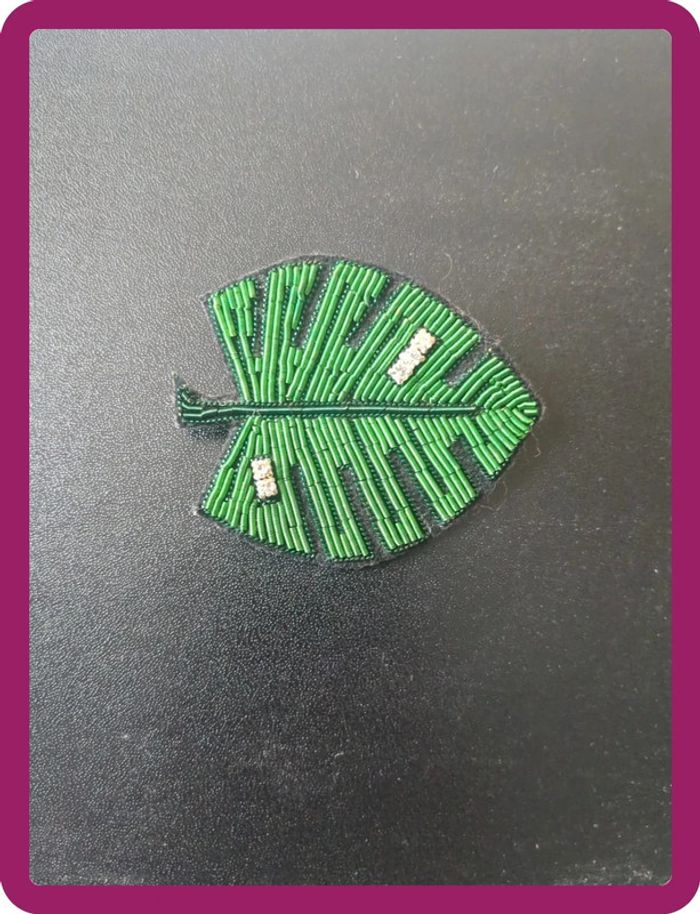 grande Broche feuille imitation Macon et Lesquoy
