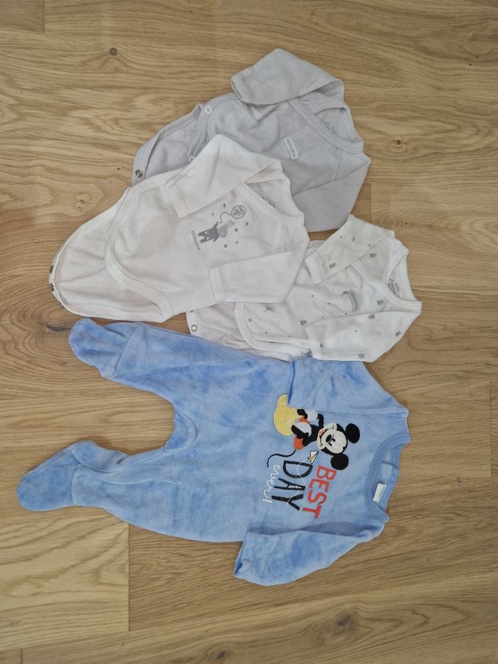 Lot taille naissance