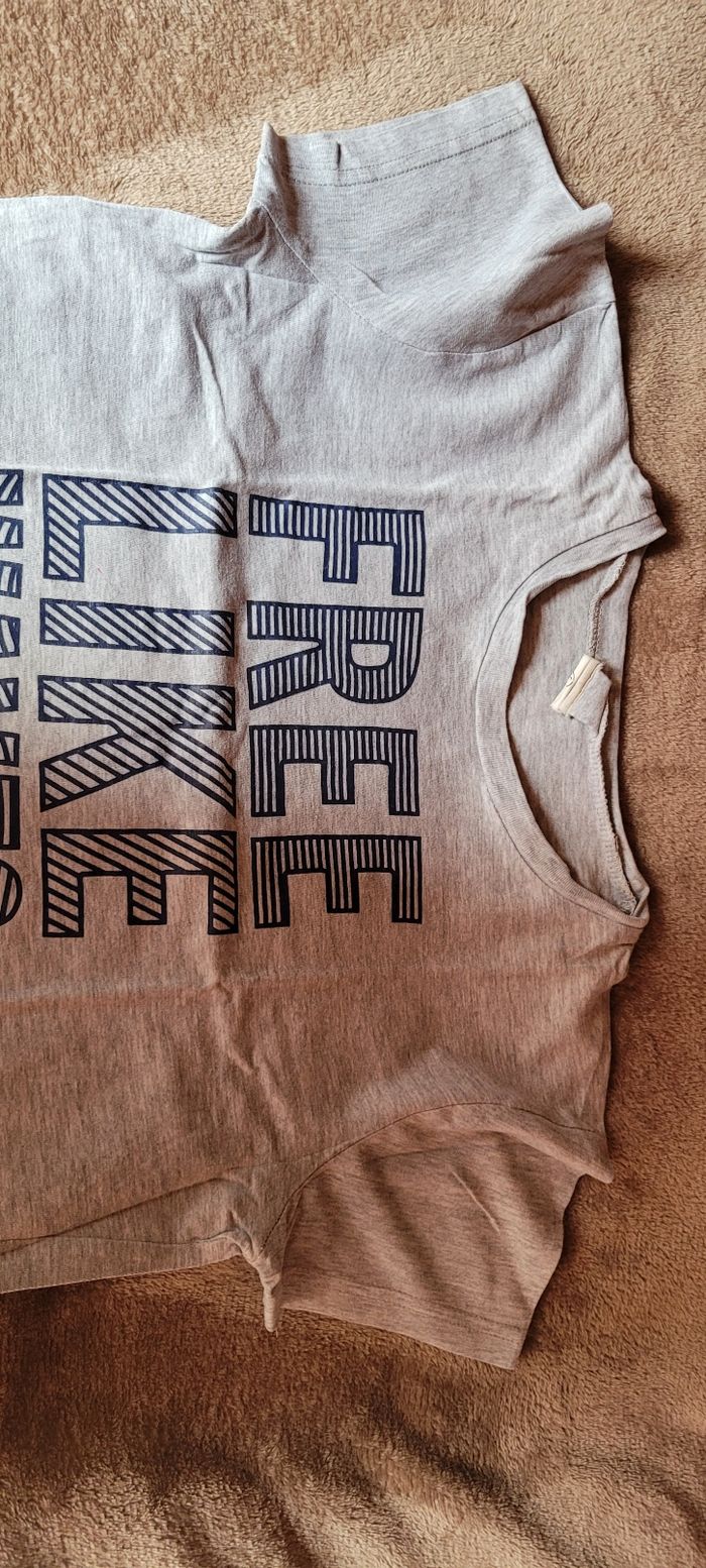 Tee-shirt - photo numéro 3