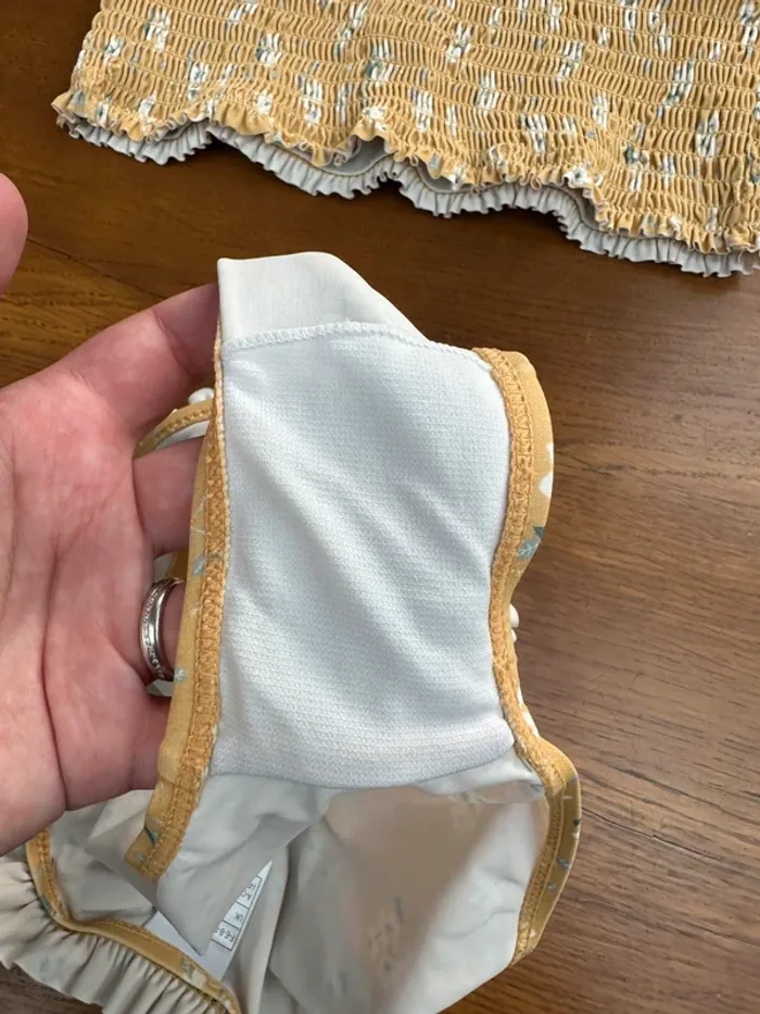 Maillot de bain fille 2 pièces 12 ans jaune fleuri - photo numéro 11