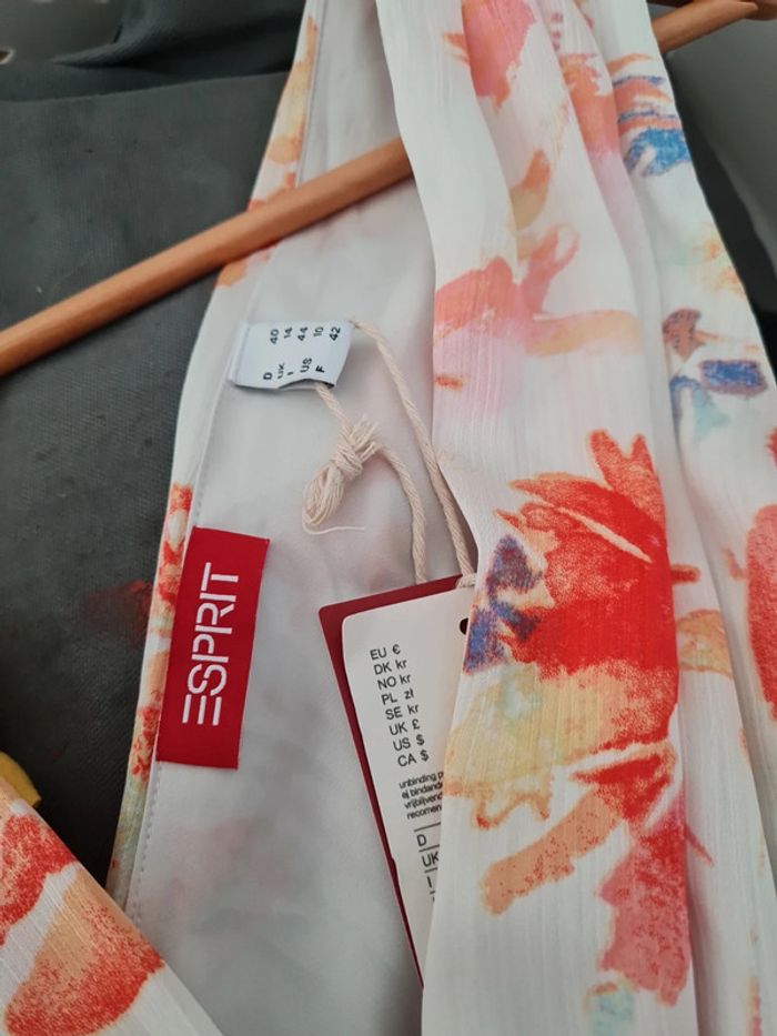 Robe esprit neuve. - photo numéro 3