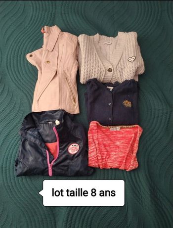 Lot vêtements fille 8 ans