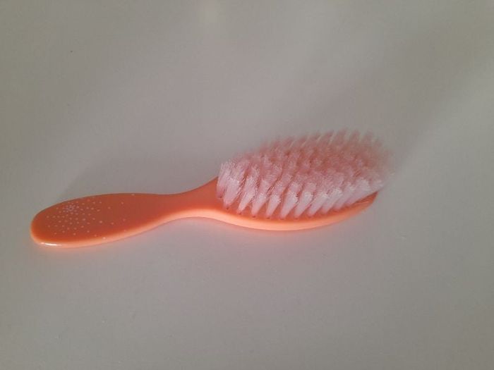 Brosse a cheveux neuf