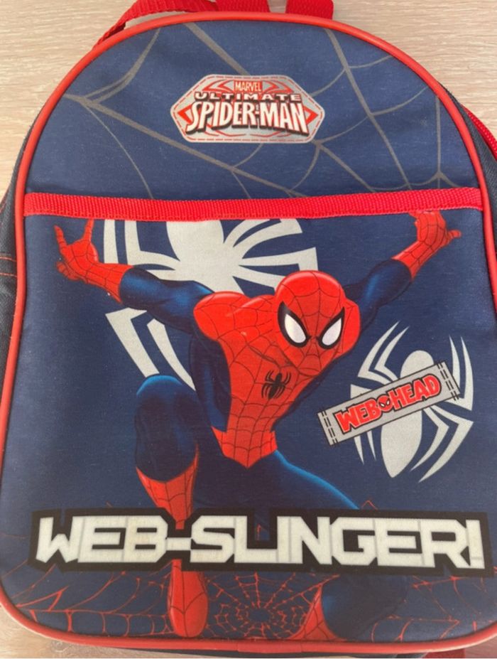 Sac à dos Spiderman - photo numéro 2