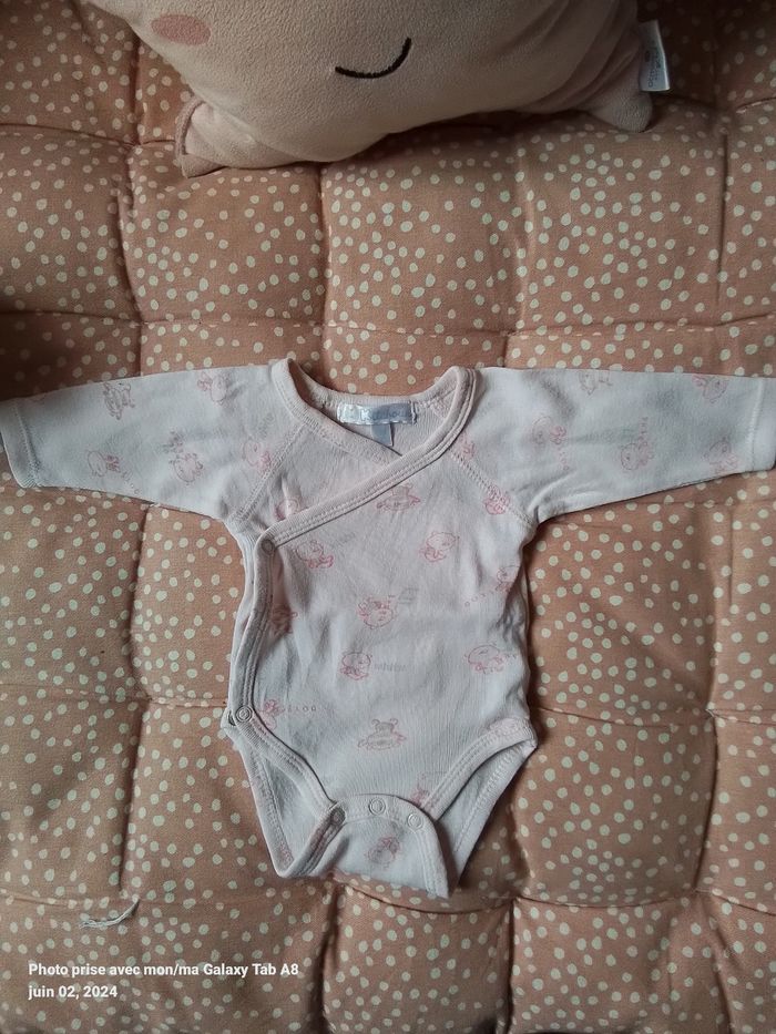 Lot de 4 vêtements naissance - photo numéro 3