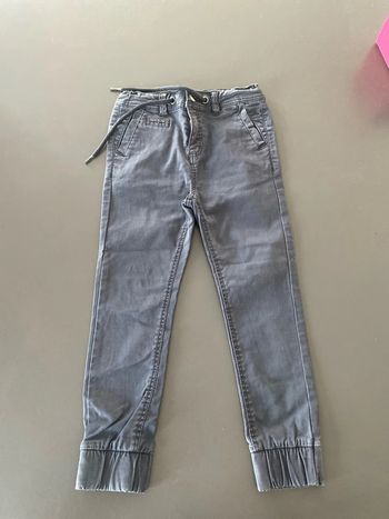 Pantalon tape à l’œil 5 ans