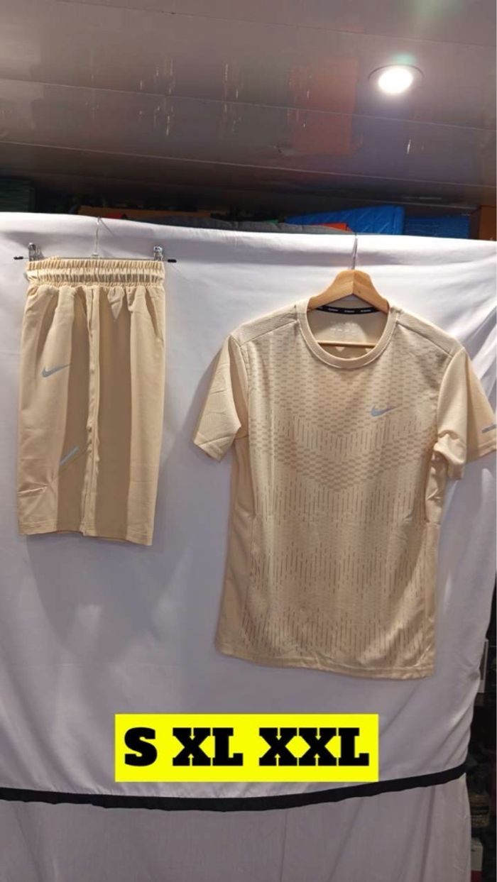 Ensemble short tshirt - photo numéro 3