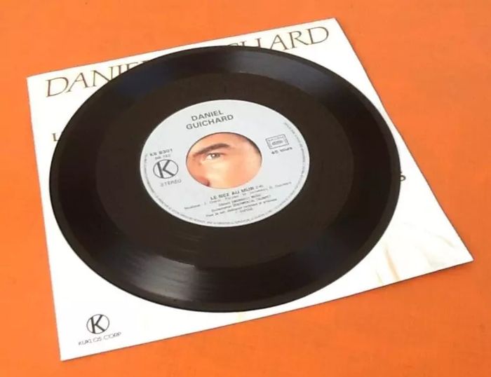 Vinyle 45 tours Daniel Guichard Le nez au mur (1983) - photo numéro 5