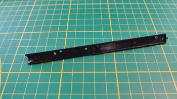 Habillage montant gauche 74-2 numéro 74 n°74 pièce détachée Citroën 2CV 2 CV Charleston 1/8 1:8 1/8è