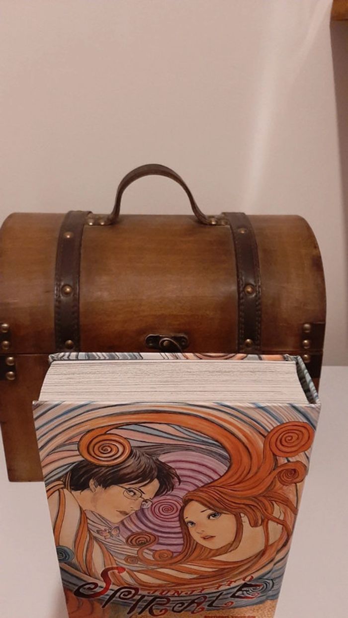 Manga Spirale intégrale Éditions Tonkam - photo numéro 2