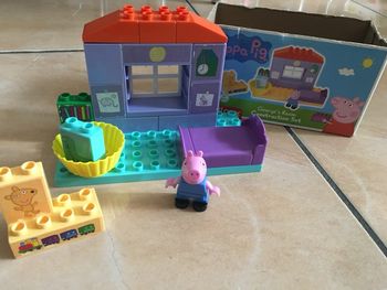 Construction La chambre de George, Peppa Pig