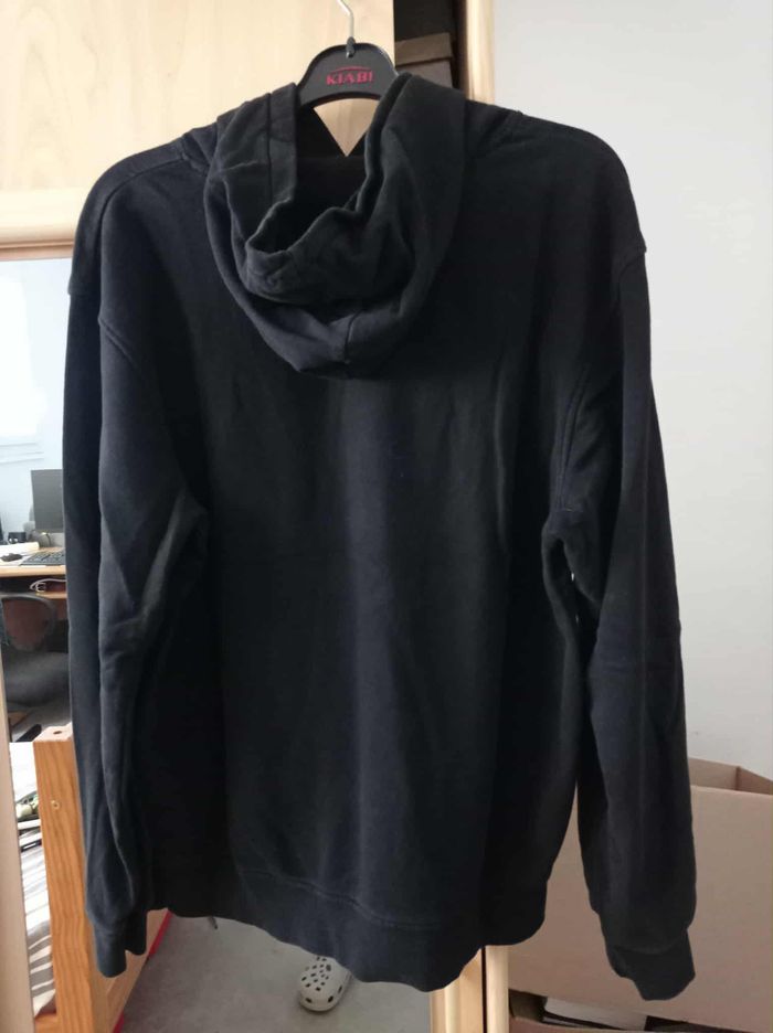 Sweat noir M/L - photo numéro 4