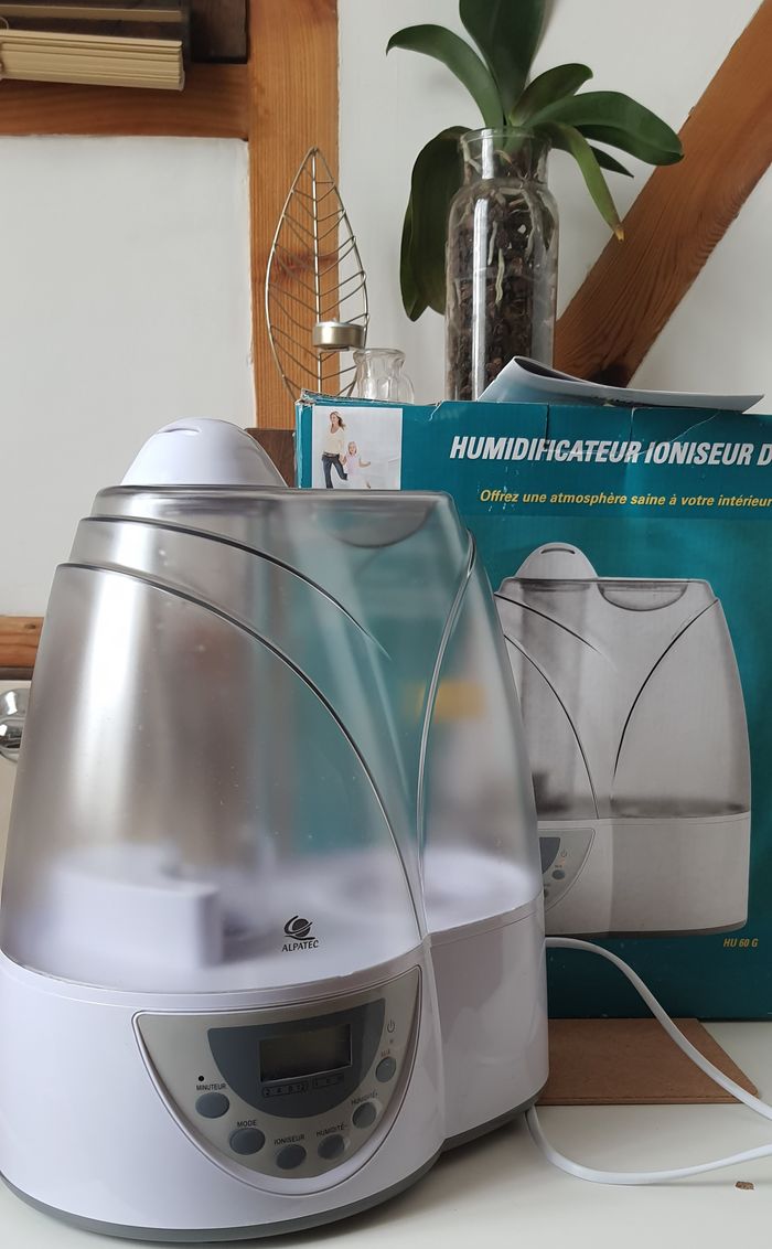 Humidificateur ioniseur d'air "Alpatec" - photo numéro 2