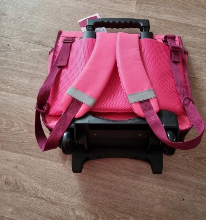 Sac a dos cybel  a roulettes  neuf - photo numéro 5
