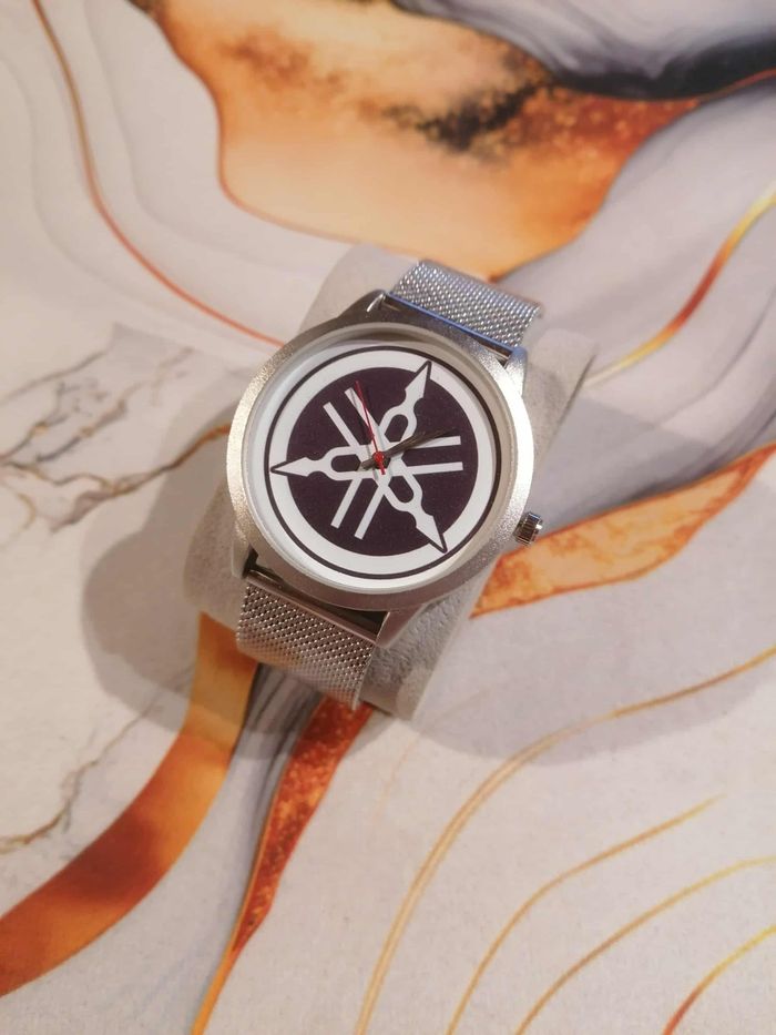 Montre Yamaha - photo numéro 2