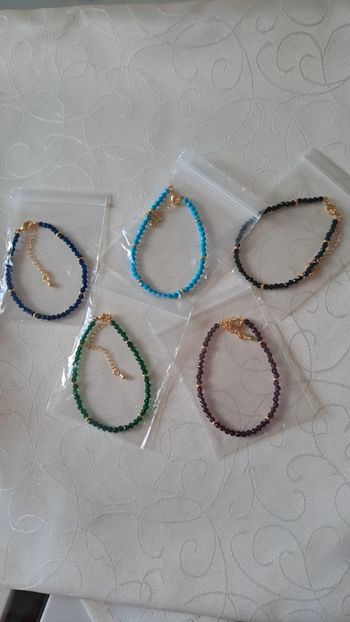 Très jolis bracelets