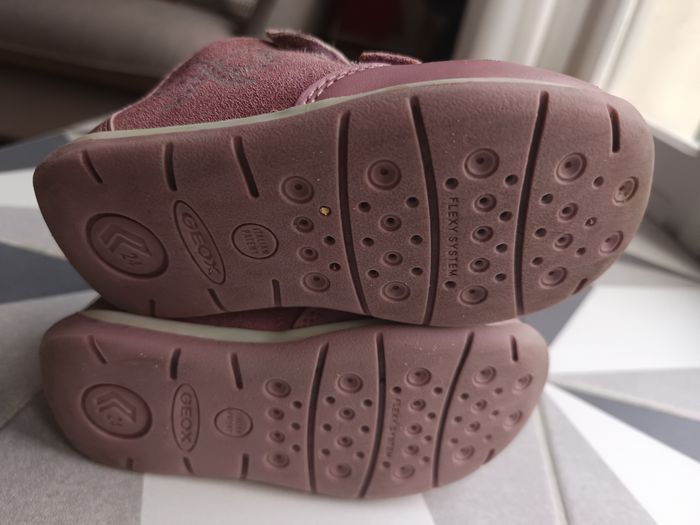 Baskets scratchs Geox 24 - photo numéro 4