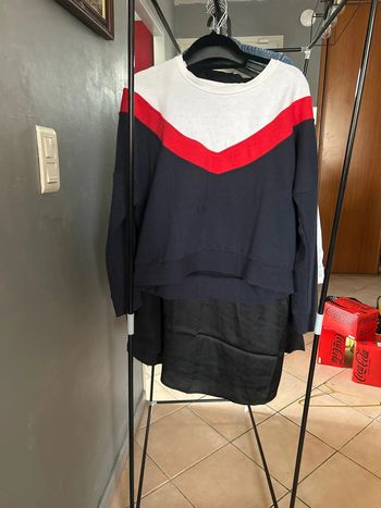 Sweat-shirt court Only