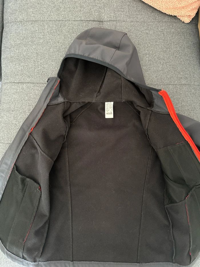 Veste randonnée imperméable et coupe-vent - photo numéro 3