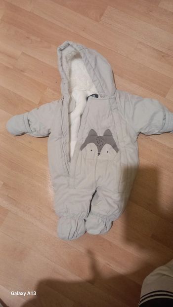 Vend combinaison bébé