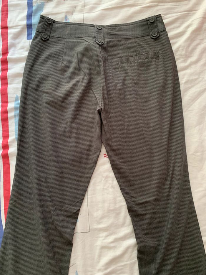 Lot de 2 pantalons habillés gris un à rayures / un à carreaux - photo numéro 2