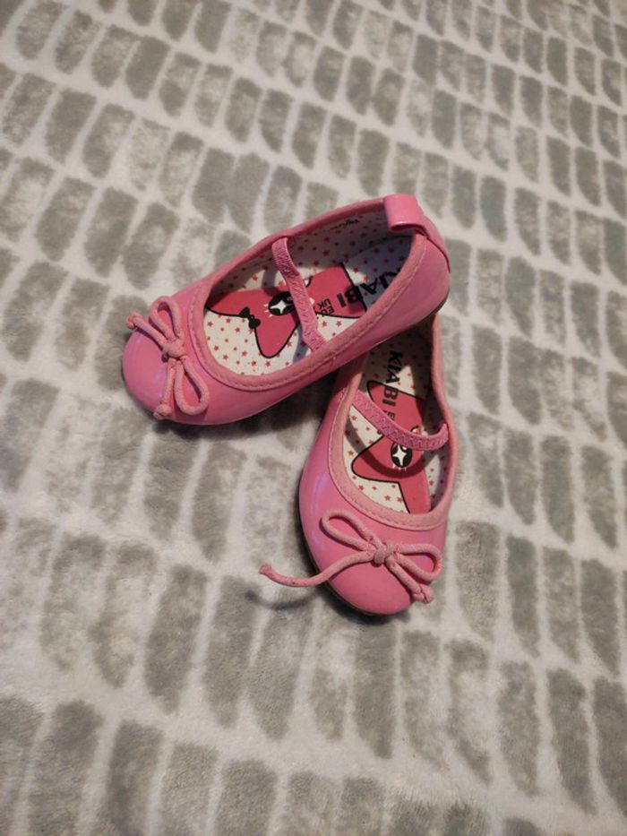 Chaussures plates ballerines élastique rose Kiabi pointure 21 - photo numéro 1