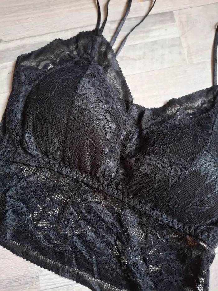 Brassière dentelle noire - photo numéro 3