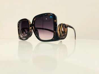 Lunette de soleil femme carrée marron léopard verres dégradés uvprotection catégorie 3