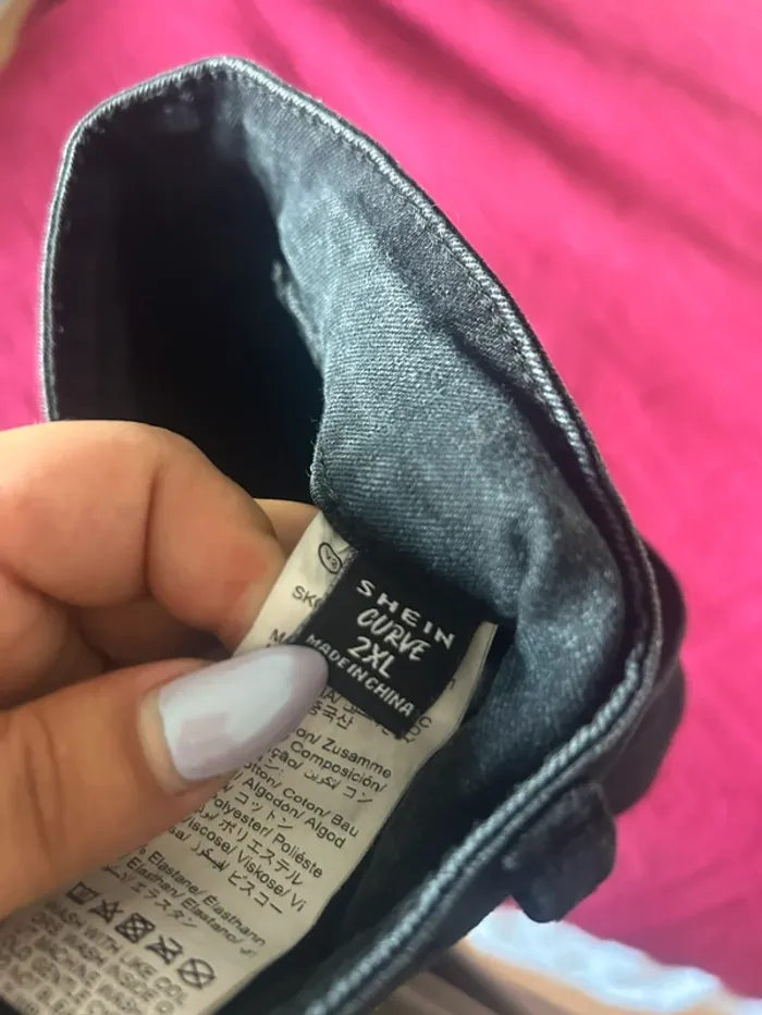 Short en jean taille 2XL neuf - photo numéro 3