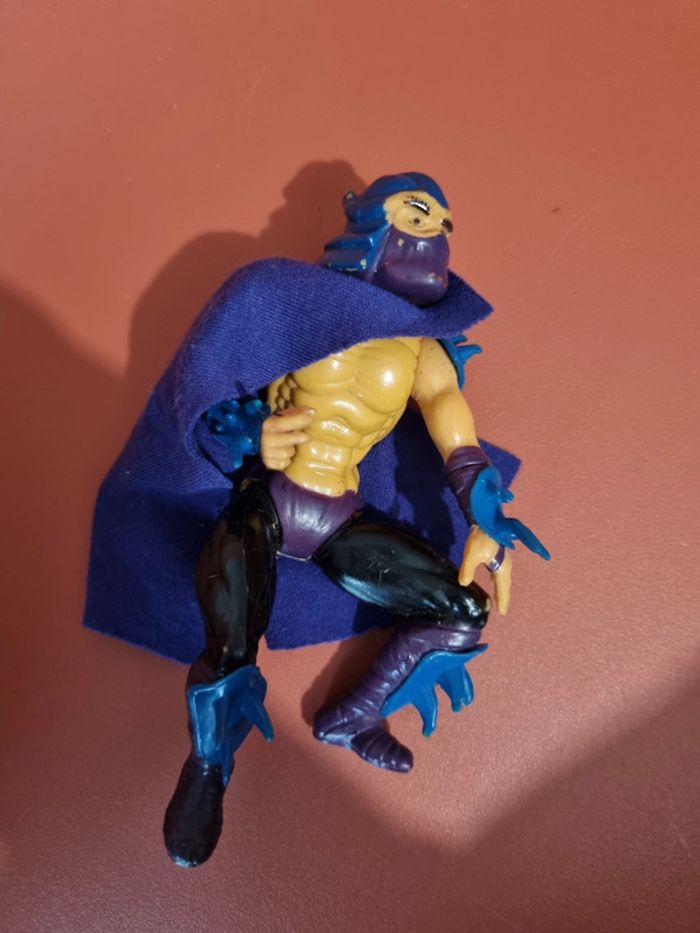 schredder avec cape figurine tortue ninja - photo numéro 2