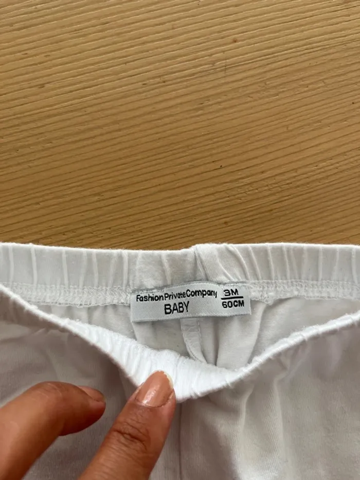 Leggins blanc 3 mois - photo numéro 2