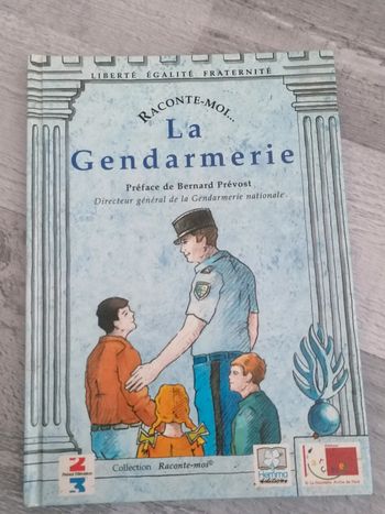 Livre la gendarmerie👮🏻
