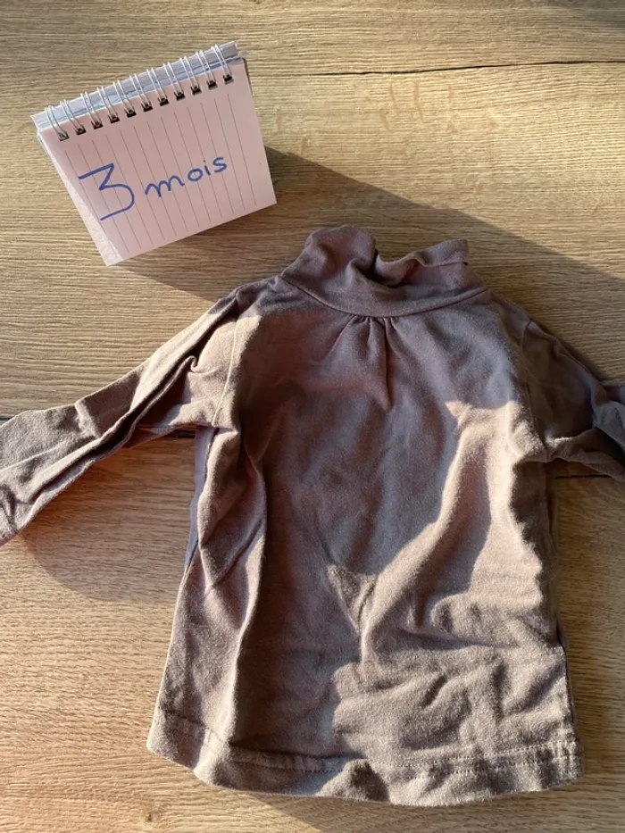 T-shirt manches longues 3 mois