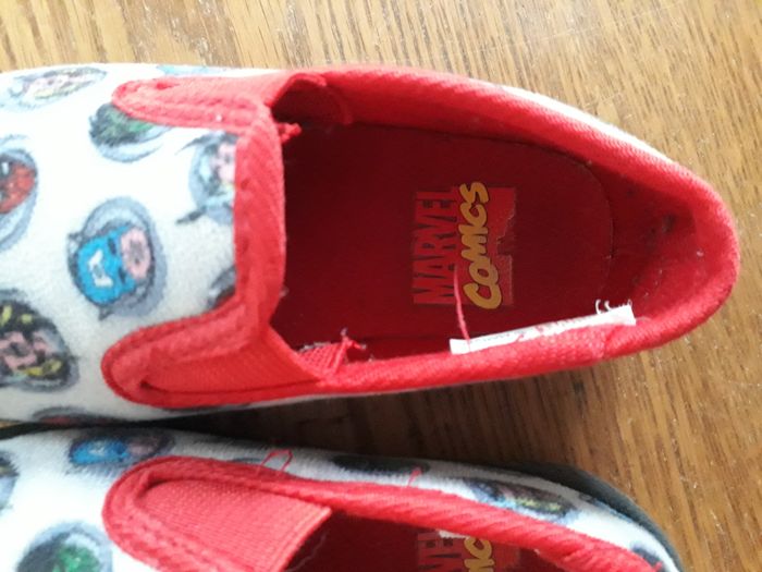 Chaussons Marvel  Comics P 25 - photo numéro 3