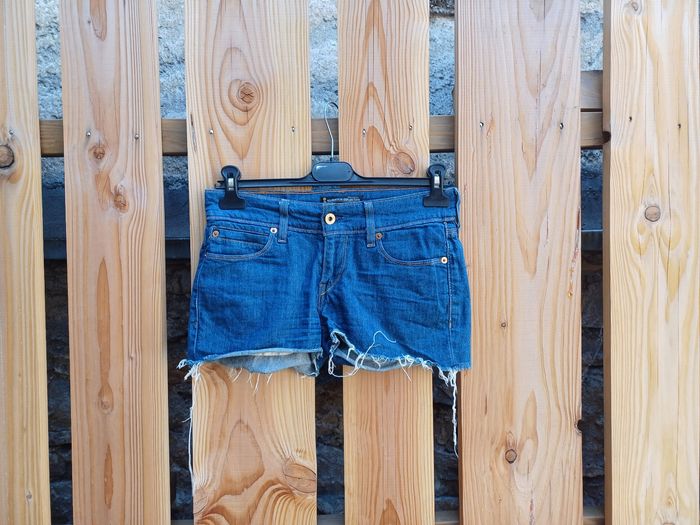 Joli short en jean bleu Levi's et Kiliwatch - photo numéro 3