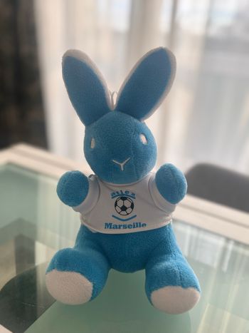 Peluche Olympique de Marseille – Lapin bleu officiel