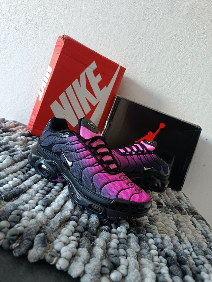 Nike TN