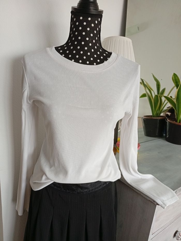 T-shirt côtelé manches longues 3840