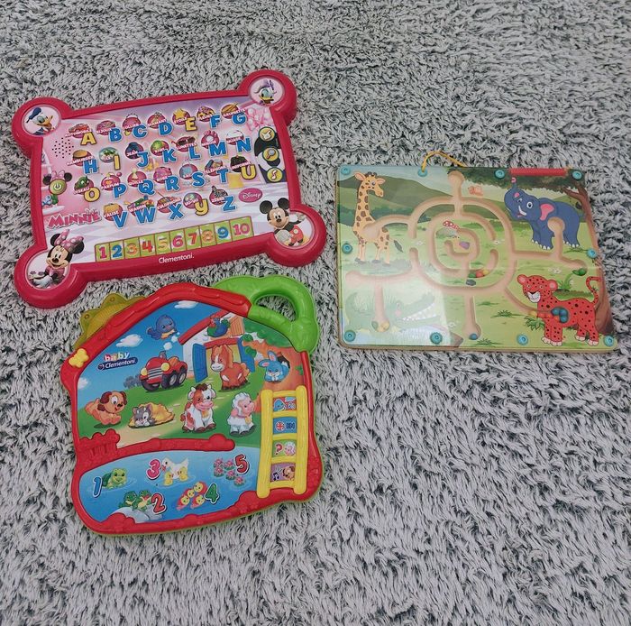 Tablettes Clementoni et jeu d'adresse - photo numéro 2