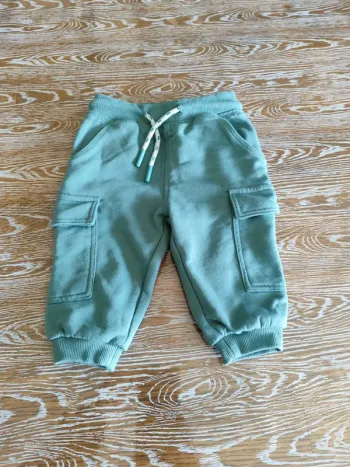 🍁 lot de 3 pantalons taille 6 mois 🍁