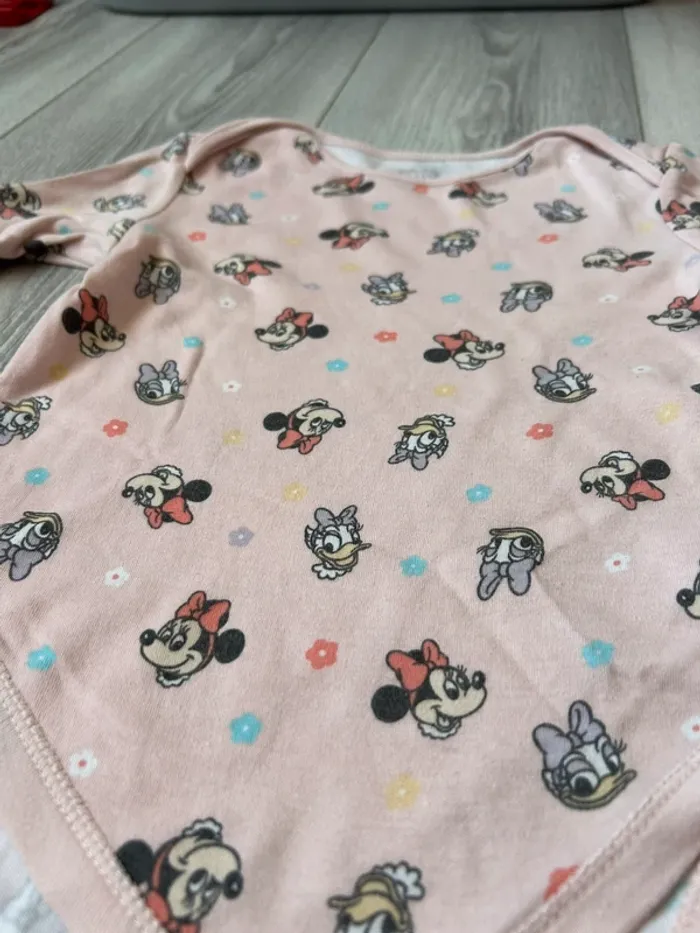 Lot bodys Disney manches longues 36 mois - photo numéro 10