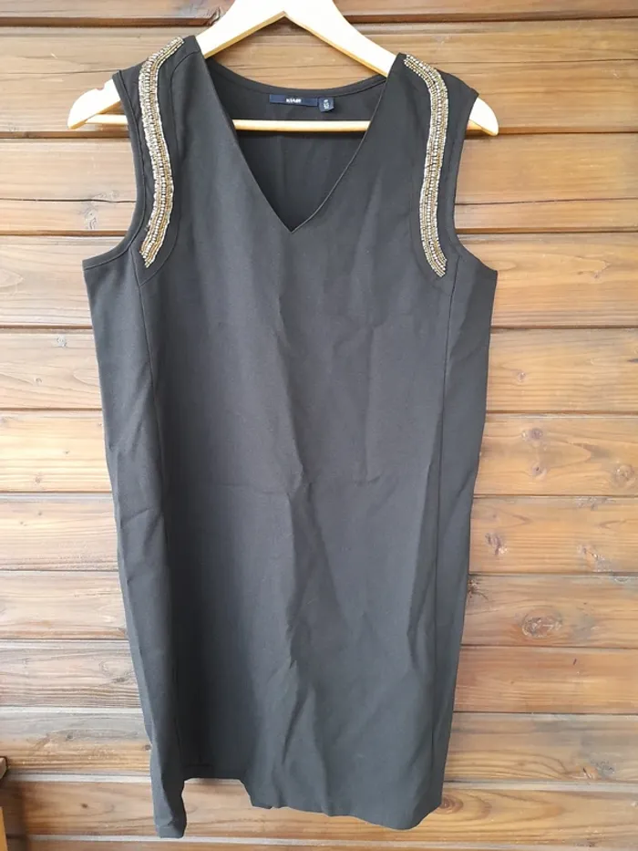 Robe.