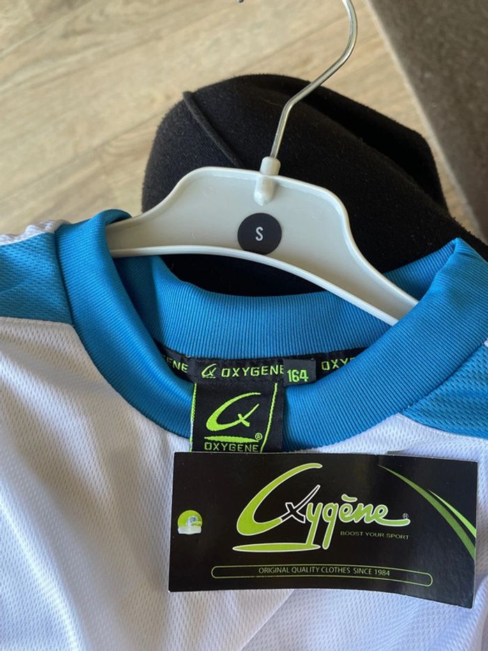 T shirt de sport - photo numéro 3