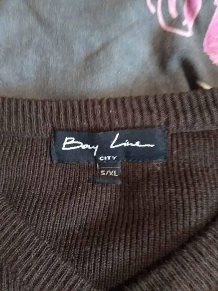 Pull col V XL - photo numéro 3
