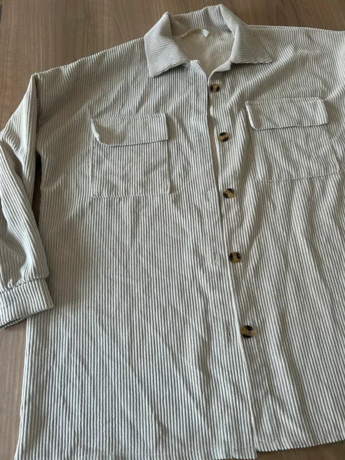 Veste velour beige à boutons - photo numéro 2