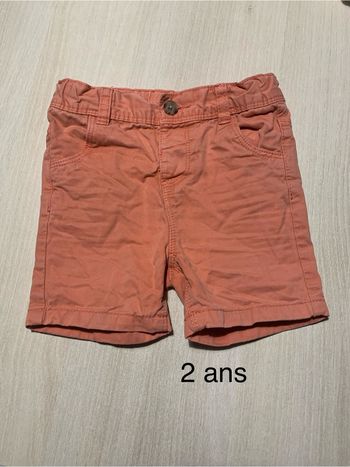 Short 2 ans