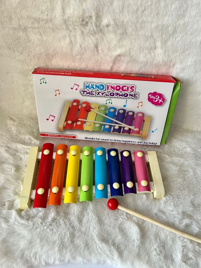 Xylophone en bois avec lames en métal avec 1 maillet