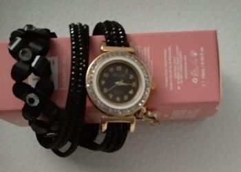 Montre noire femme neuve