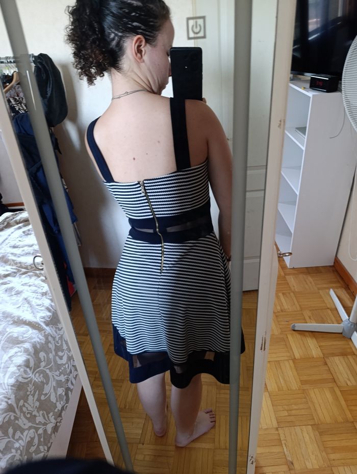 Robe à rayures - photo numéro 2