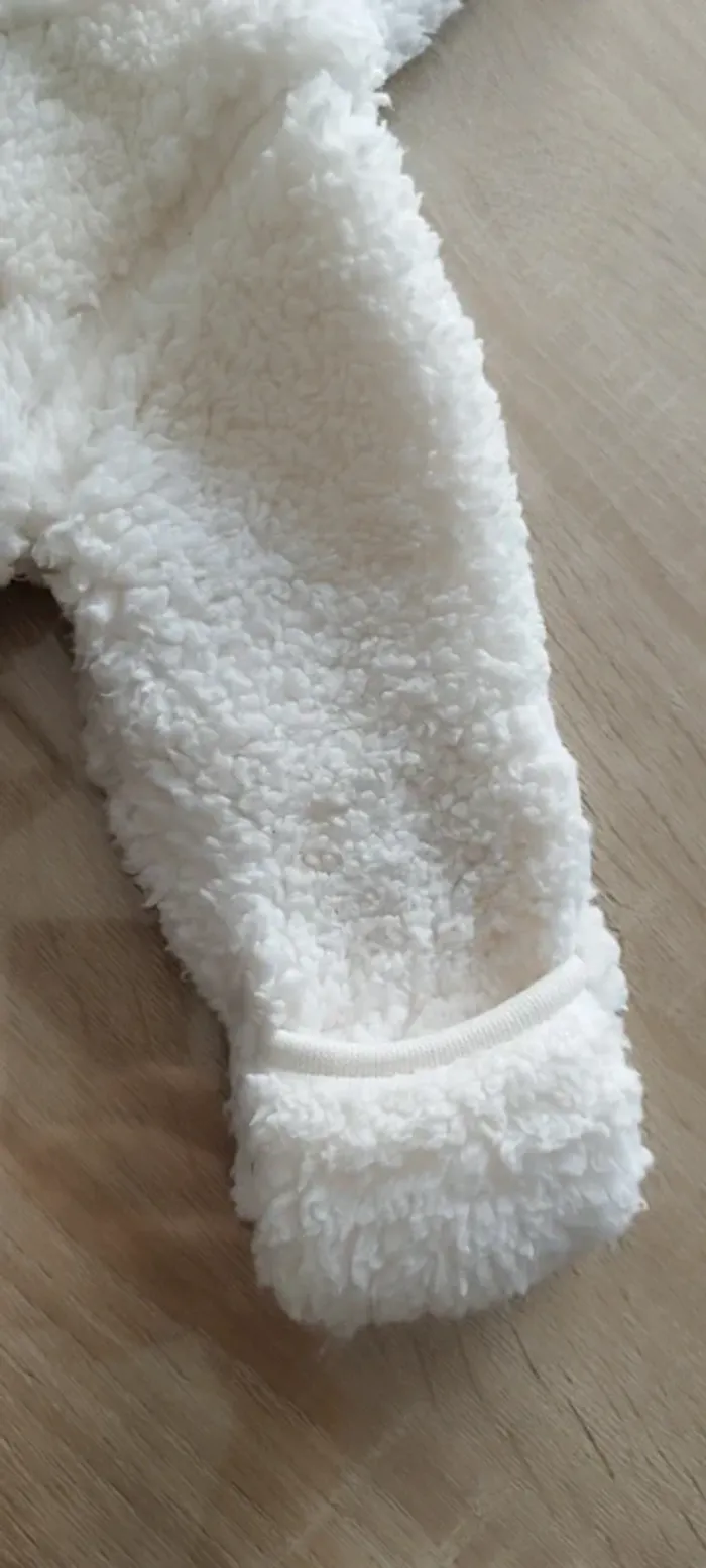 Combinaison extérieur bébé mixte h&m 2-4mois 62 cm - photo numéro 3